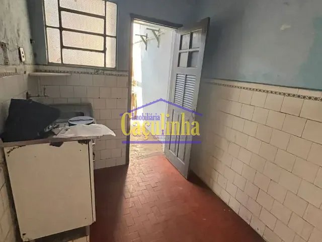 Casa com 360m², à venda, no bairro Centro em Barra do Piraí