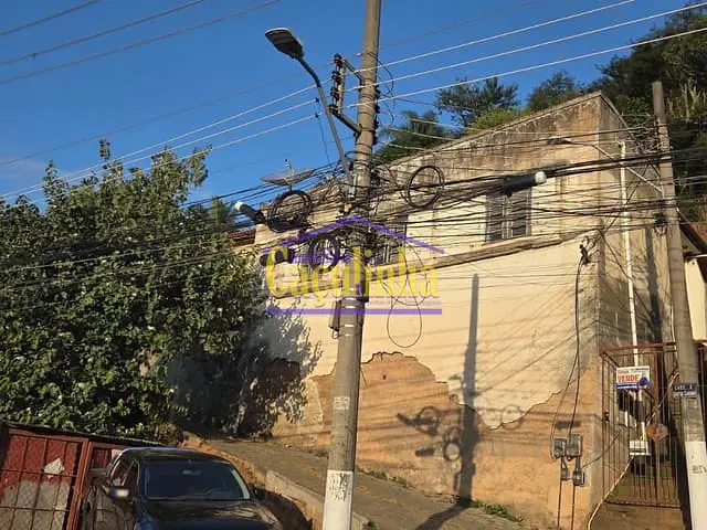 Casa com 360m², à venda, no bairro Centro em Barra do Piraí