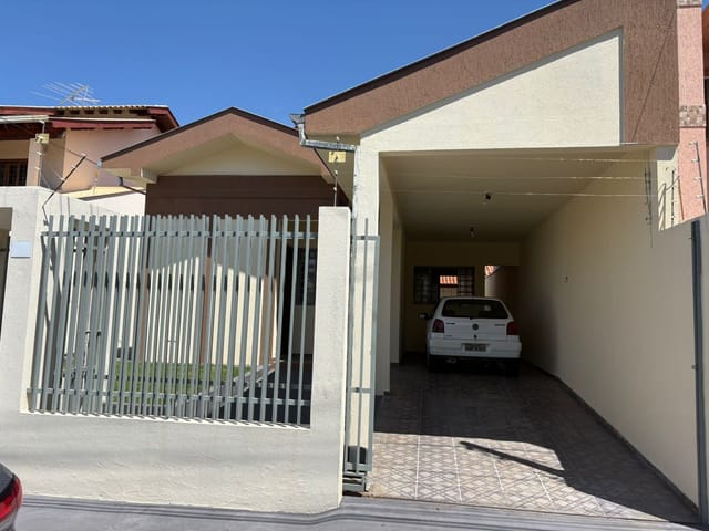 Casa 3 quartos e 1 banheiro, para alugar, no bairro Conjunto Habitacional Marumbi em Londrina