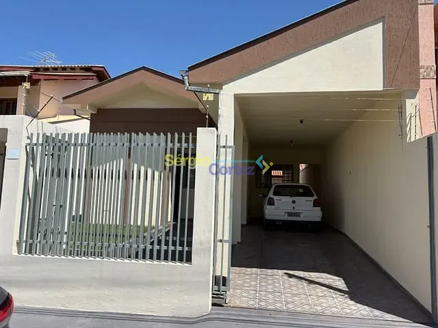 Casa 3 quartos e 1 banheiro, para alugar, no bairro Conjunto Habitacional Marumbi em Londrina