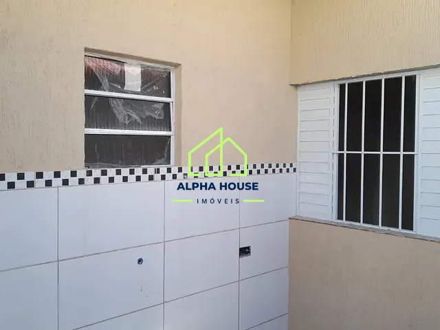 Casa 2 quartos e 1 banheiro, à venda, no bairro Residencial e Comercial Portal dos Eucaliptos em Pindamonhangaba