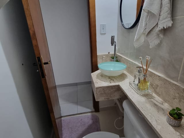 Casa com 88m² 2 quartos e 3 banheiros, para alugar, no bairro Residencial Algarve em Mogi das Cruzes