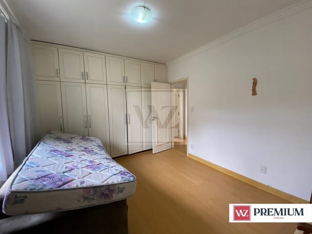 Casa com 462m² 3 quartos e 4 banheiros, à venda, no bairro Estrela em Ponta Grossa