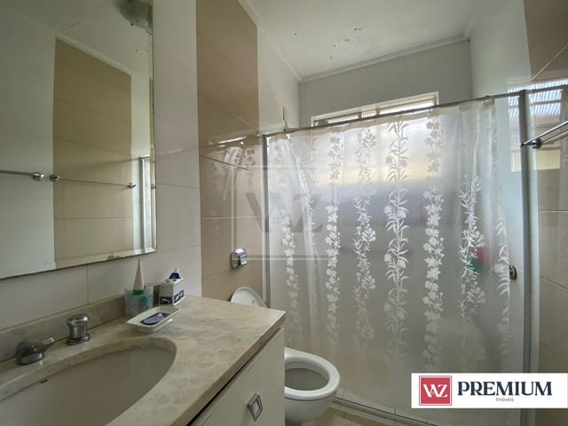 Casa com 462m² 3 quartos e 4 banheiros, à venda, no bairro Estrela em Ponta Grossa