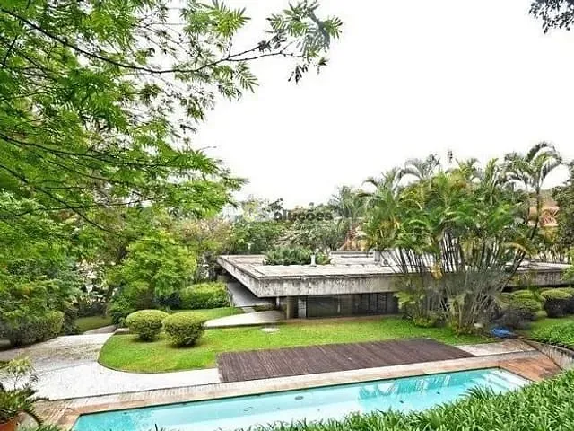 Casa 3 quartos e 4 banheiros, à venda, no bairro Cidade Jardim em São Paulo