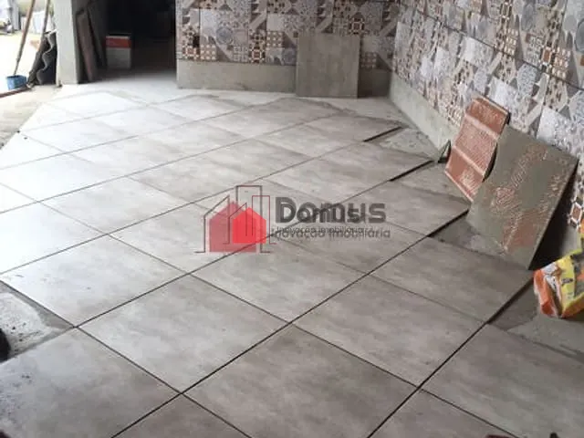 Casa com 250m², à venda, no bairro Centro em Potim