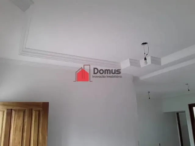 Casa com 250m², à venda, no bairro Centro em Potim