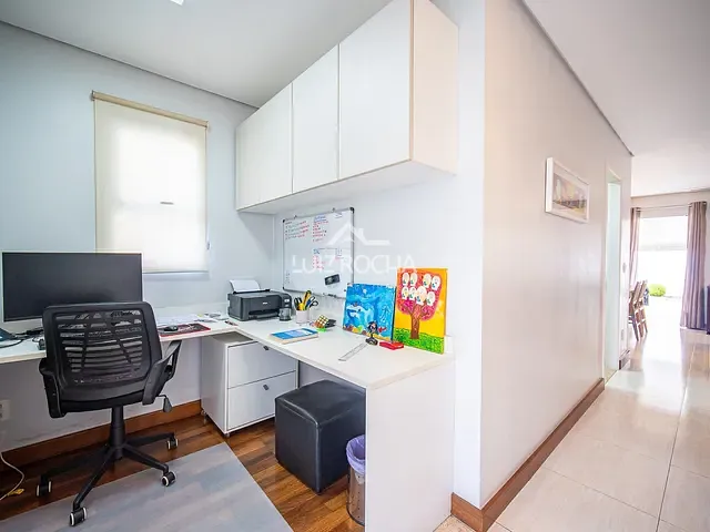 Casa com 260m² 3 quartos e 4 banheiros, à venda, no bairro Pinus Park em Cotia