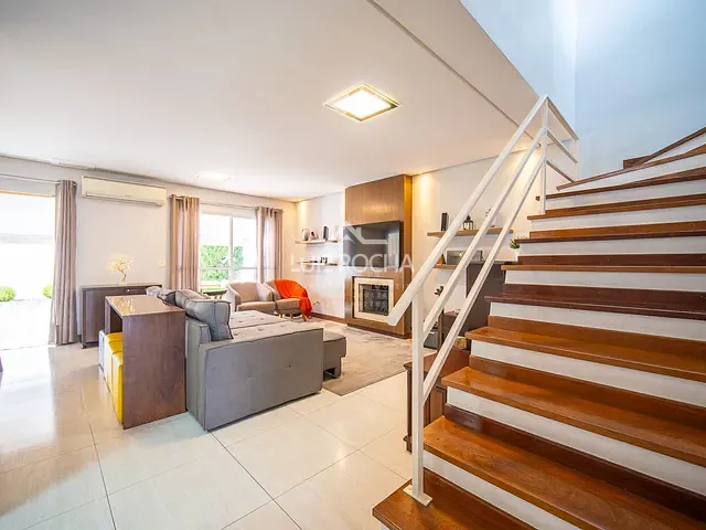 Casa com 260m² 3 quartos e 4 banheiros, à venda, no bairro Pinus Park em Cotia