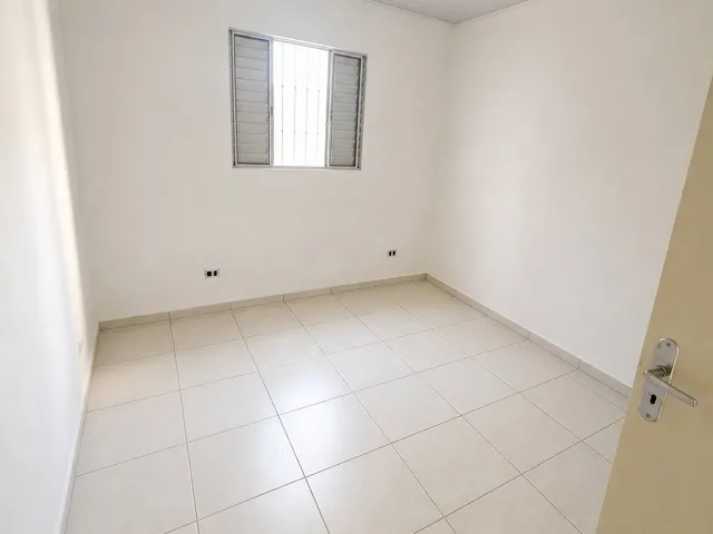 Casa 3 quartos e 2 banheiros, para alugar, no bairro Vila Constança em São Paulo