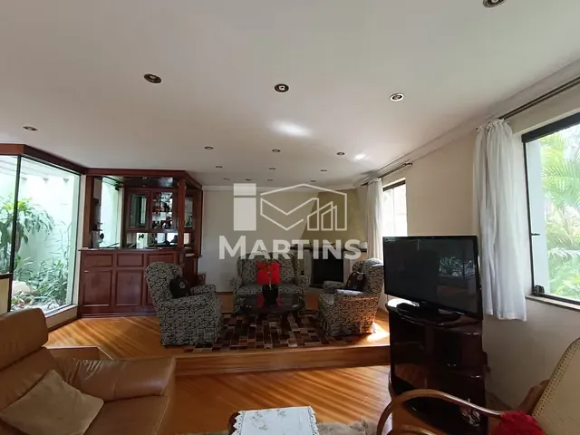Casa 5 quartos e 5 banheiros, à venda, no bairro Chácara Nossa Senhora do Bom Conselho em São Paulo