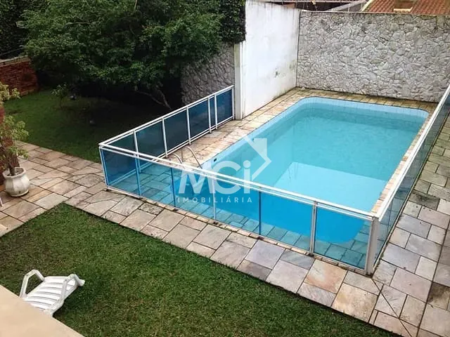 Casa com 540m² 3 quartos e 5 banheiros, à venda, no bairro Três Vendas em Pelotas