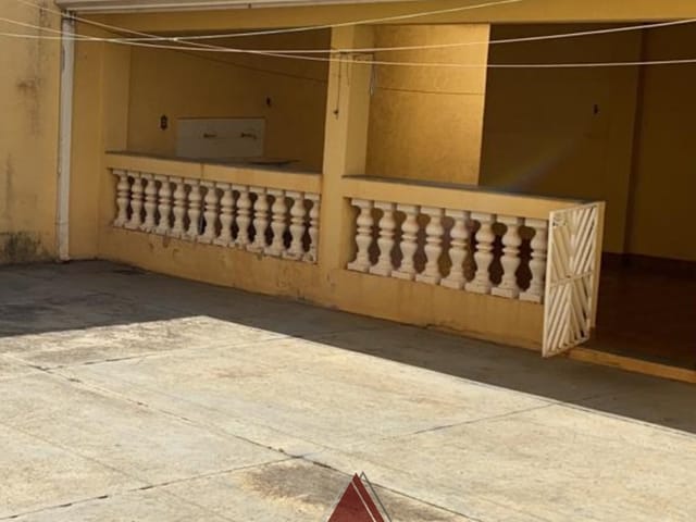 Casa com 250m² 3 quartos e 2 banheiros, para alugar, no bairro Vila Aparecida em Franca