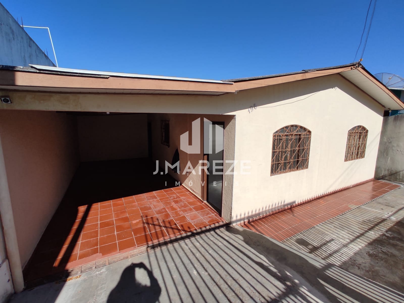 Casa à venda com 3 quartos, 100m² - Foto 4