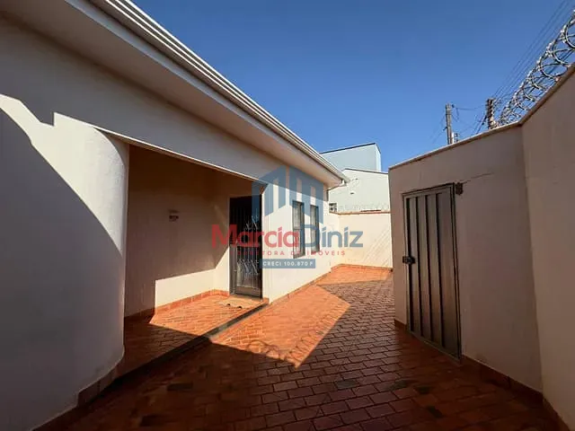 Casa com 330m² 3 quartos e 2 banheiros, à venda, no bairro Jardim Marajoara em Ituverava