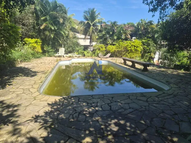 Casa 1 quarto e 1 banheiro, à venda, no bairro Barra de Guaratiba em Rio de Janeiro