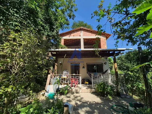 Casa 1 quarto e 1 banheiro, à venda, no bairro Barra de Guaratiba em Rio de Janeiro
