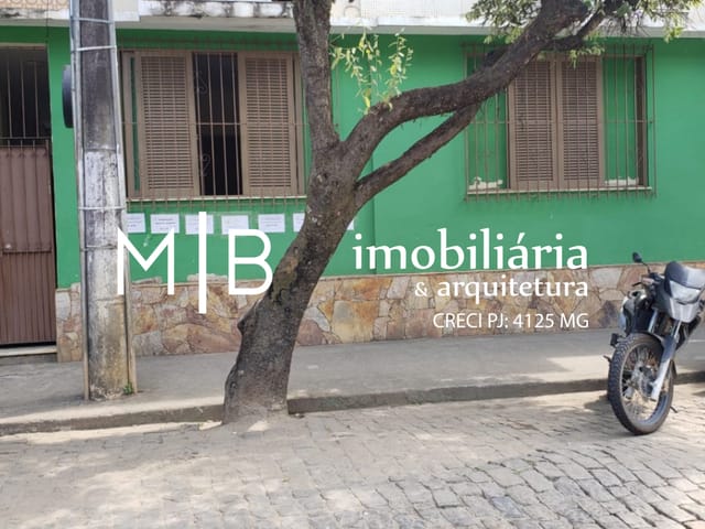 Casa 3 quartos e 2 banheiros, à venda, no bairro CENTRO em CATAGUASES