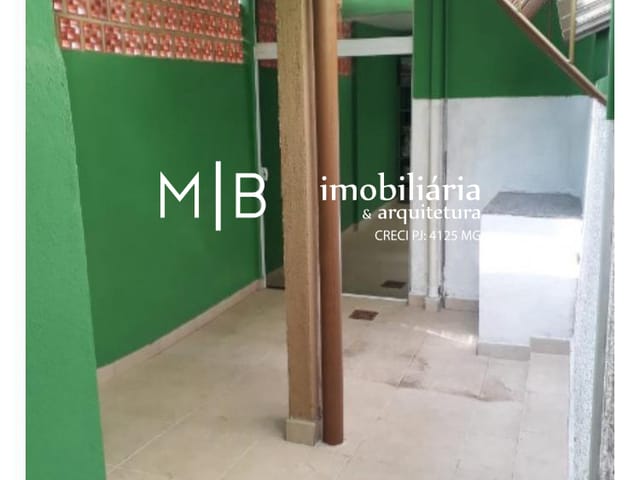 Casa 3 quartos e 2 banheiros, à venda, no bairro CENTRO em CATAGUASES