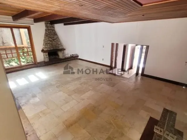 Casa à venda, no bairro Centro em Itajubá