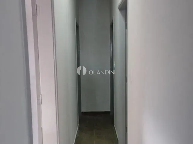 Casa com 300m² 2 quartos e 1 banheiro, para alugar, no bairro Parque Das Paineiras em Artur Nogueira