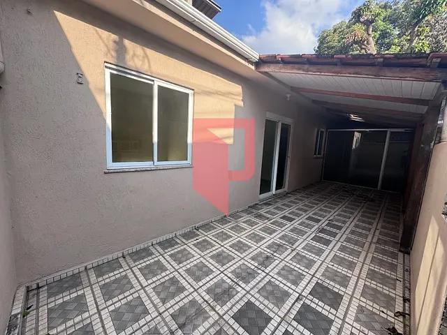 Casa 2 quartos e 1 banheiro, para alugar, no bairro Caiçaras em Belo Horizonte