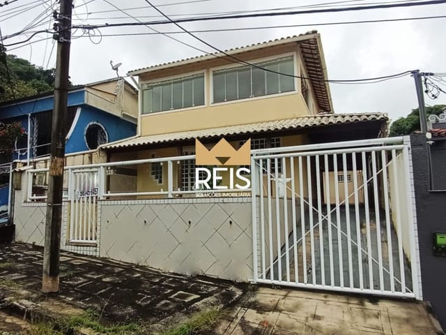 Casa com 247m² 4 quartos e 2 banheiros, à venda, no bairro Campo Grande em Rio de Janeiro