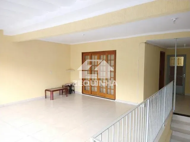 Casa com 127m² 3 quartos e 2 banheiros, à venda, no bairro Jardim D´abril em Osasco