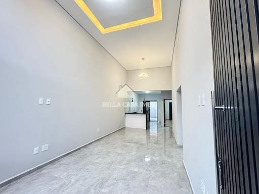 Casa à venda com 3 quartos, 115m² - Foto 2