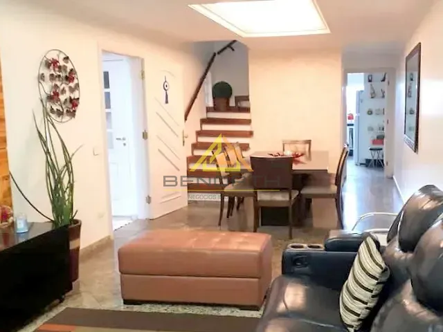 Casa com 210m² 3 quartos e 4 banheiros, à venda, no bairro Vila Paulicéia em São Paulo