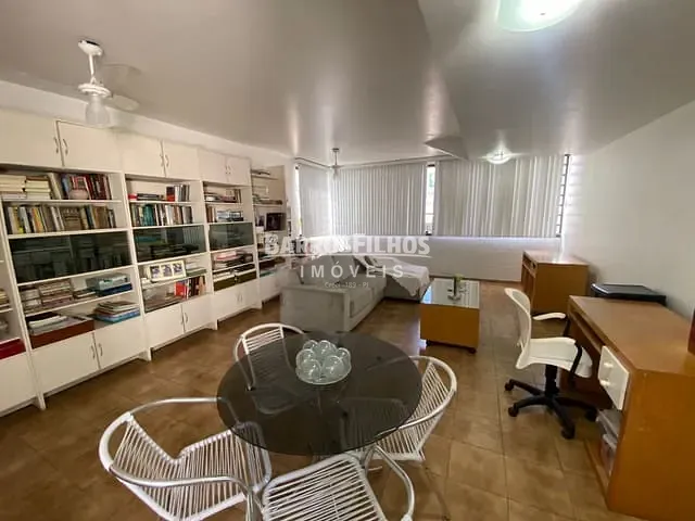 Casa com 473m² 4 quartos e 4 banheiros, à venda, no bairro Suíssa em Aracaju