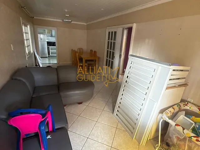 Casa 4 quartos e 2 banheiros, para alugar, no bairro Vila Irma em Sapiranga