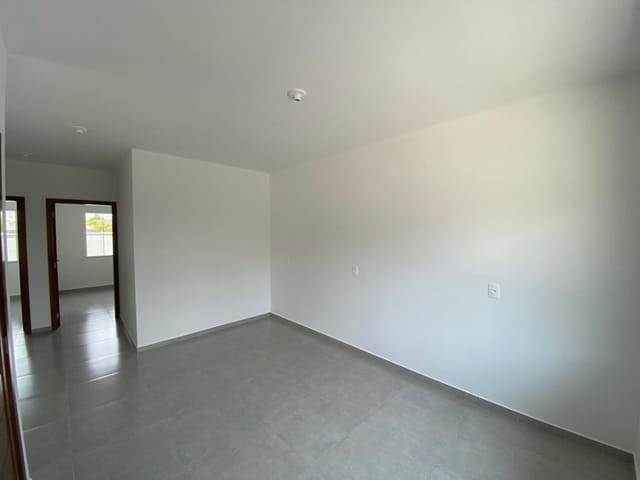 Casa com 178m² 2 quartos e 2 banheiros, à venda, no bairro Quinta dos Açorianos em Barra Velha
