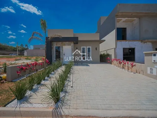 Casa com 200m² 3 quartos e 3 banheiros, à venda, no bairro Chácara Real (Caucaia do Alto) em Cotia