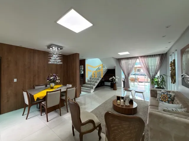 Casa 3 quartos e 5 banheiros, à venda, no bairro Parque Verde em Belém
