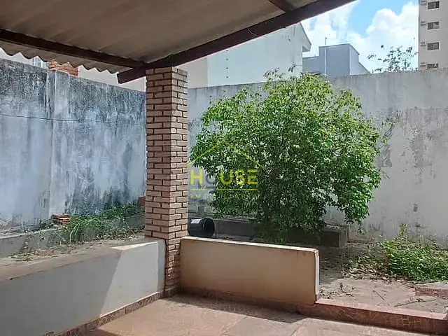 Casa com 400m² 3 quartos e 2 banheiros, à venda, no bairro Chácara das Paineiras em Votuporanga