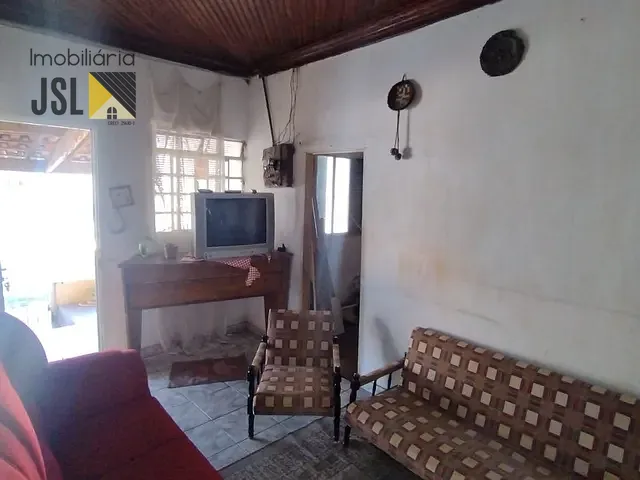 Casa com 360m² 4 quartos e 1 banheiro, à venda, no bairro Vila São João em Caçapava