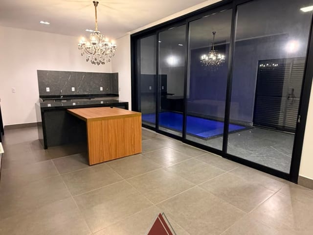 Casa com 200m² 3 quartos e 4 banheiros, à venda, no bairro Loteamento Quinta do Oeste em Franca