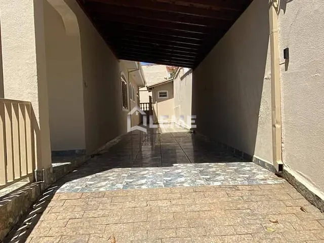 Casa com 360m² 3 quartos e 2 banheiros, à venda, no bairro Jardim Alvorada em Mococa