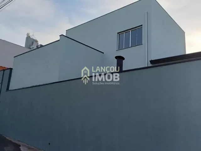 Casa com 172m² 3 quartos e 1 banheiro, à venda, no bairro Vila Arens II em Jundiaí