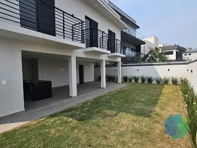 Casa com 300m² 3 quartos e 3 banheiros, à venda, no bairro Residencial Central Parque em Salto