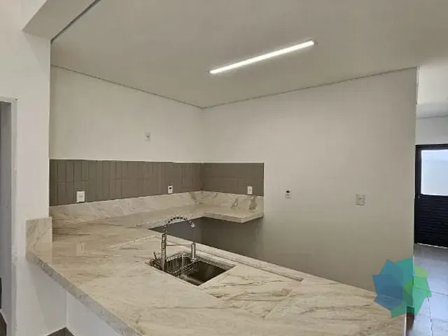 Casa com 300m² 3 quartos e 3 banheiros, à venda, no bairro Residencial Central Parque em Salto