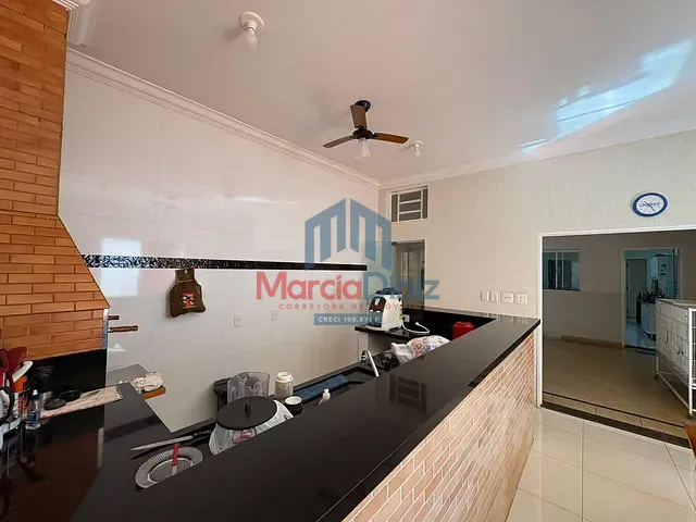 Casa com 250m² 3 quartos e 2 banheiros, à venda, no bairro Jardim Marajoara em Ituverava