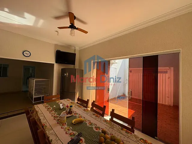 Casa com 250m² 3 quartos e 2 banheiros, à venda, no bairro Jardim Marajoara em Ituverava