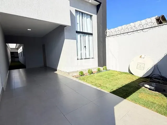 Casa 3 quartos e 2 banheiros, à venda, no bairro Cidade Satélite São Luiz em Aparecida de Goiânia
