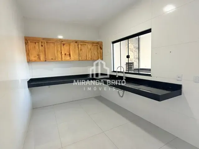 Casa 3 quartos e 2 banheiros, à venda, no bairro Cidade Satélite São Luiz em Aparecida de Goiânia
