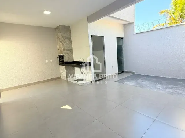 Casa 3 quartos e 2 banheiros, à venda, no bairro Cidade Satélite São Luiz em Aparecida de Goiânia