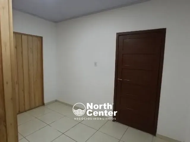 Casa 3 quartos e 2 banheiros, para alugar, no bairro Centro em Balneário Barra do Sul