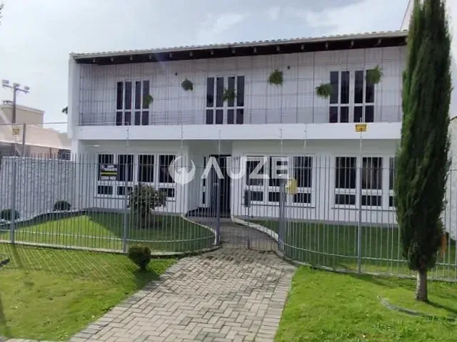Casa com 600m² 6 quartos e 6 banheiros, para alugar, no bairro Santa Quitéria em Curitiba