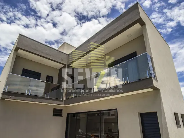 Casa com 300m² 3 quartos e 5 banheiros, à venda, no bairro Villa de Leon I em Piratininga